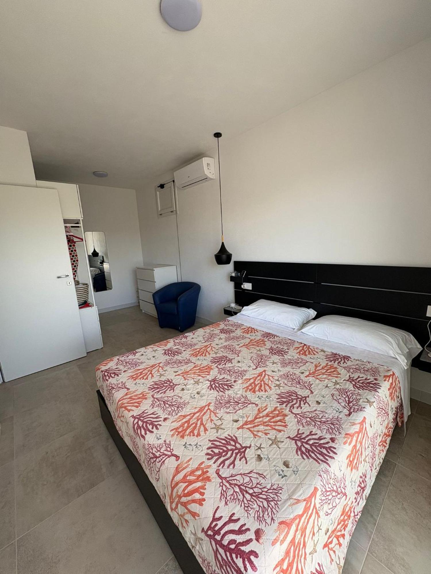 Torregrande Apartments ตอร์เร กรานเด ภายนอก รูปภาพ